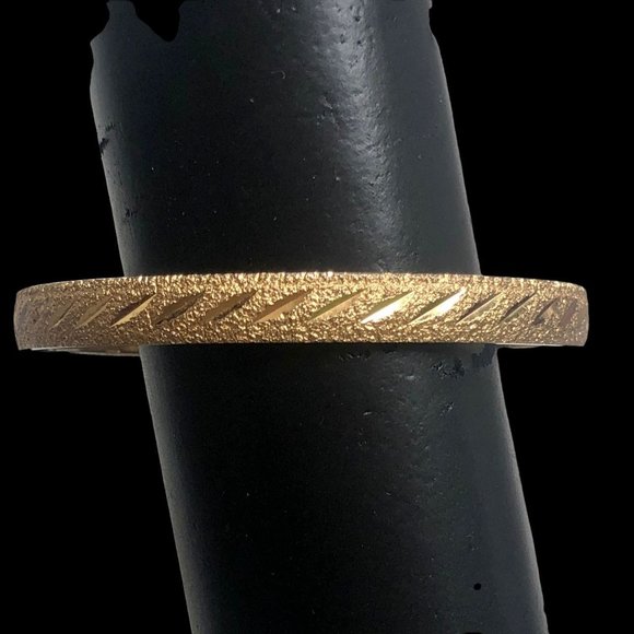 Monet Vintage Etched Gold Tone Bangle Bracelet Bold Gold - Picture 6 of 11